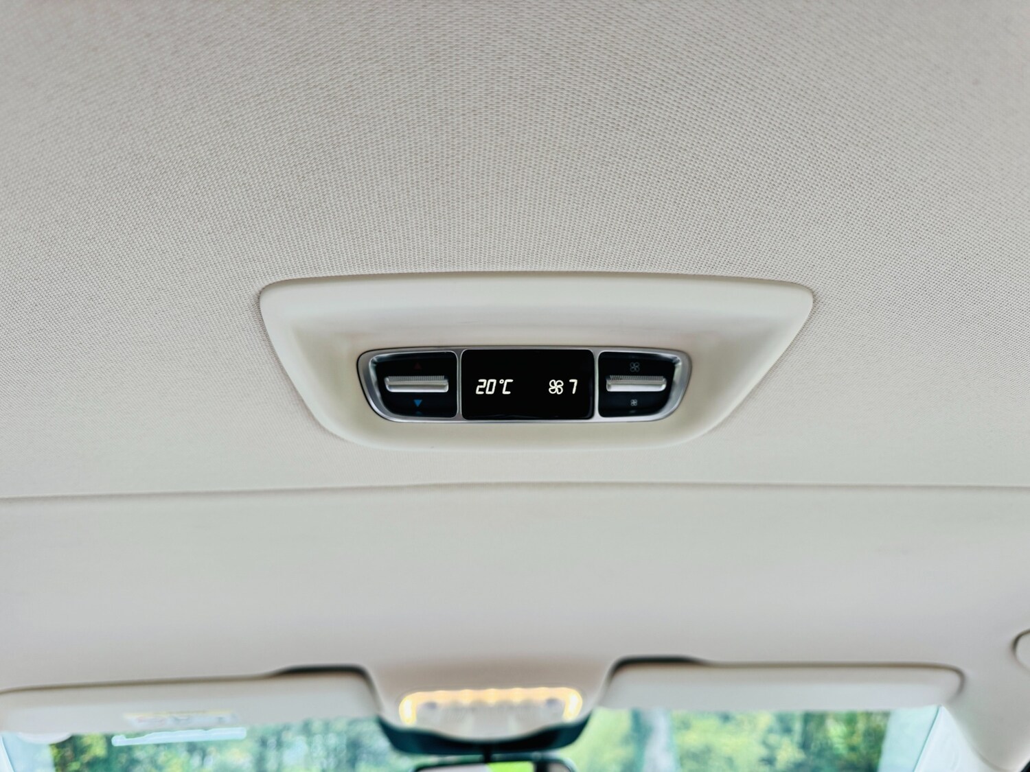 Used Mercedes-Benz V-Class 2018 for sale - 77932901: Photo 20