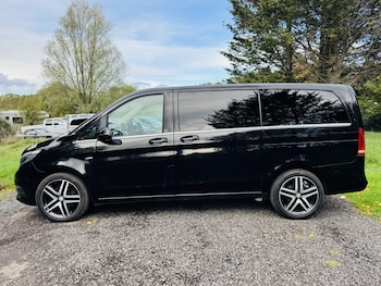 Used Mercedes-Benz V-Class 2018 for sale - 77932901: Photo