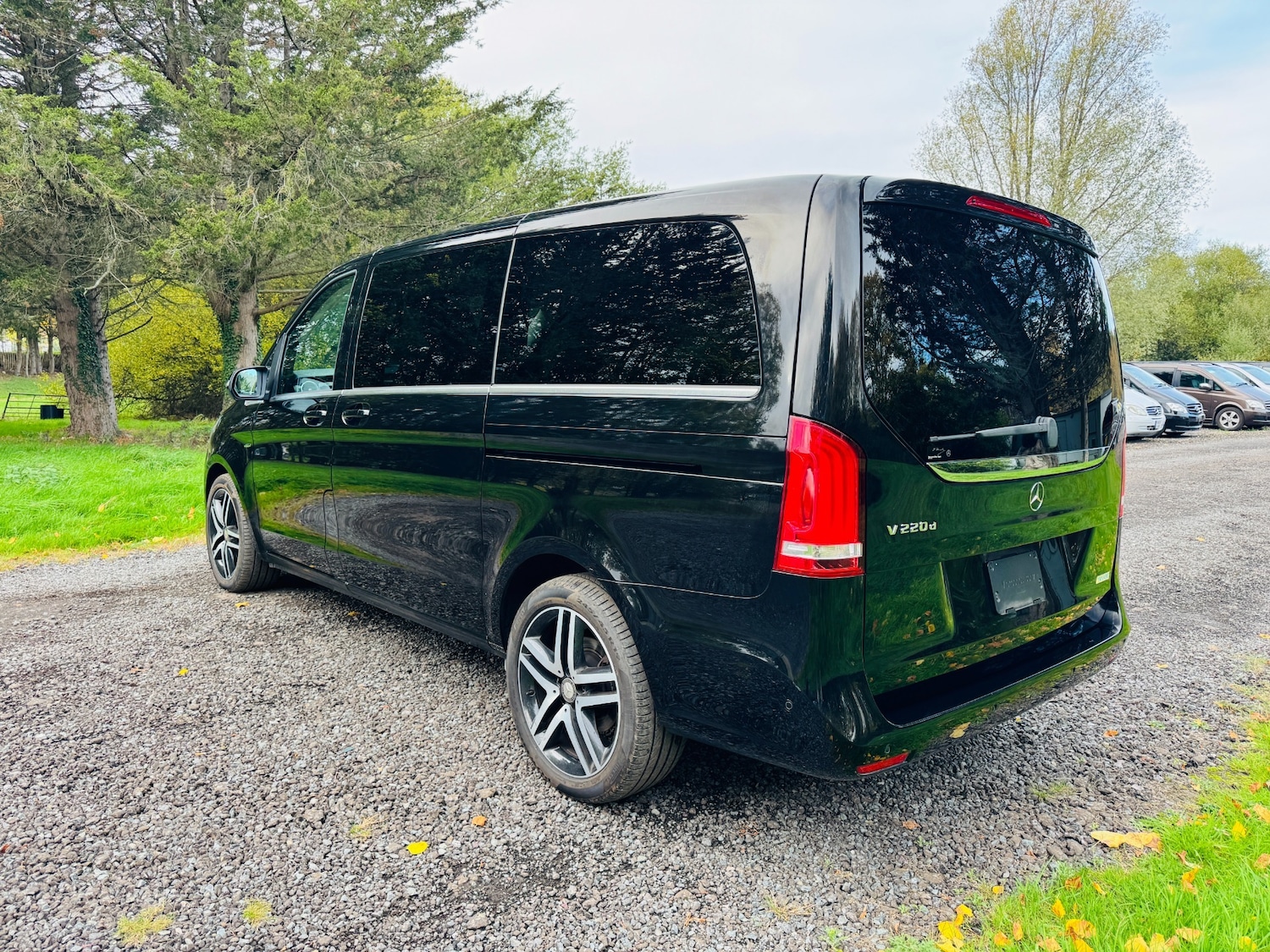 Used Mercedes-Benz V-Class 2018 for sale - 77932901: Photo 5