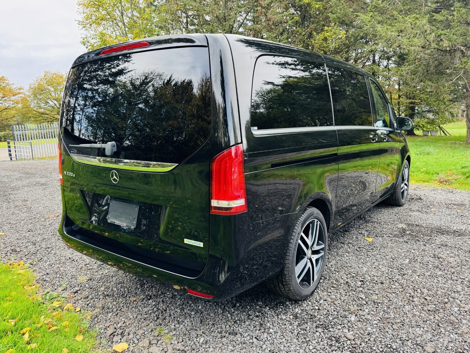 Used Mercedes-Benz V-Class 2018 for sale - 77932901: Photo 7