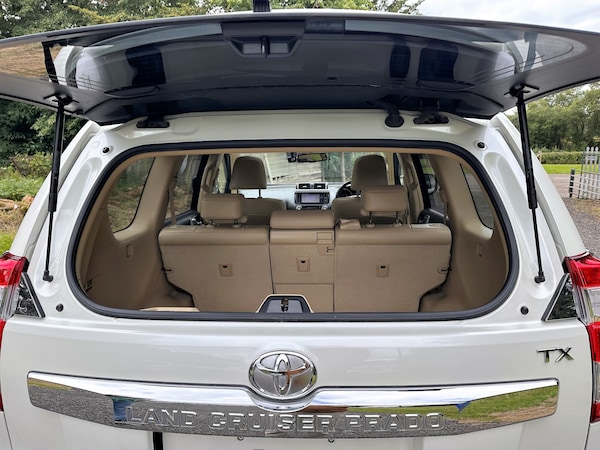 Used Toyota Land Cruiser for sale - 74050783: Photo 19