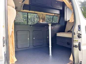 Used Toyota HiAce 2001 for sale - 74073096: Photo