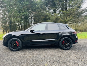 Used Porsche Macan 2016 for sale - 77690736: Photo