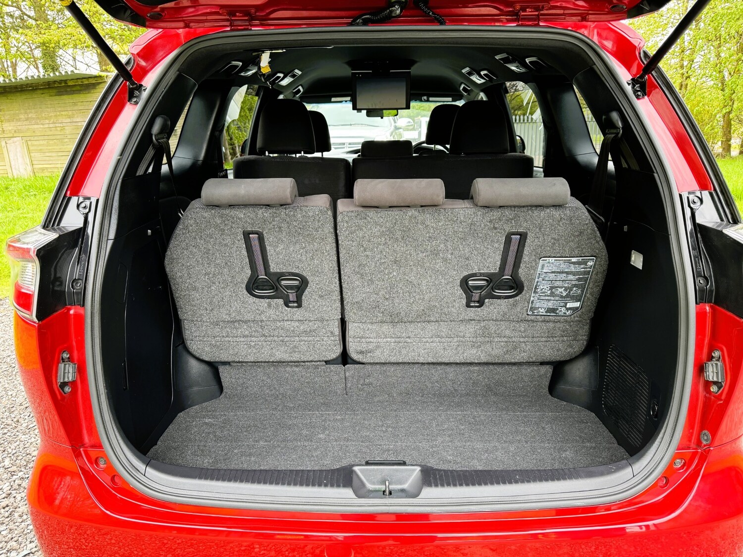 Used Toyota Estima 2016 for sale - 77932973: Photo 19