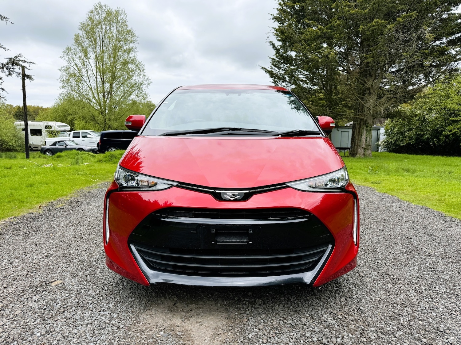Used Toyota Estima 2016 for sale - 77932973: Photo 2