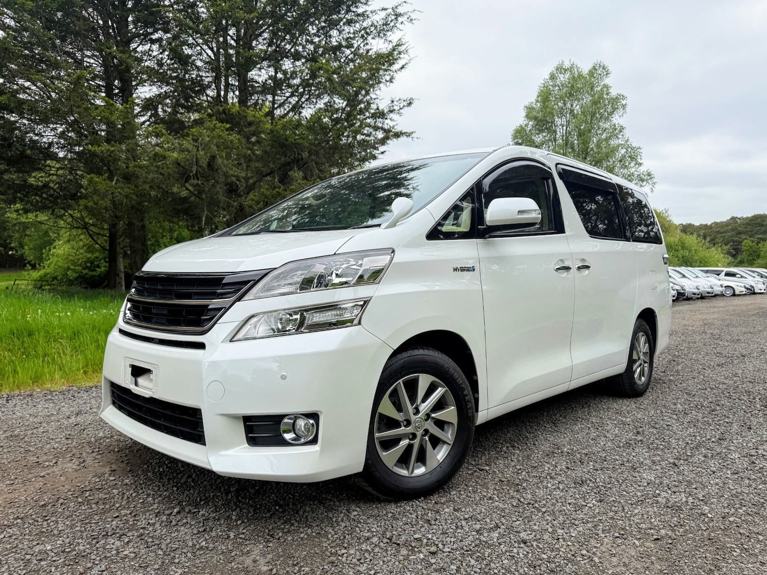 Used Toyota Vellfire 2014 for sale - 77689602: Photo 3