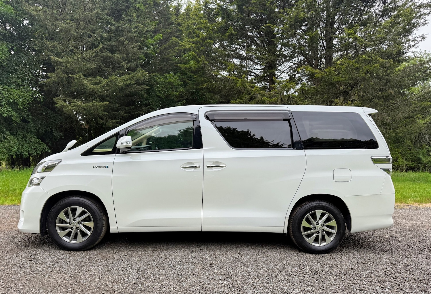 Used Toyota Vellfire 2014 for sale - 77689602: Photo 4