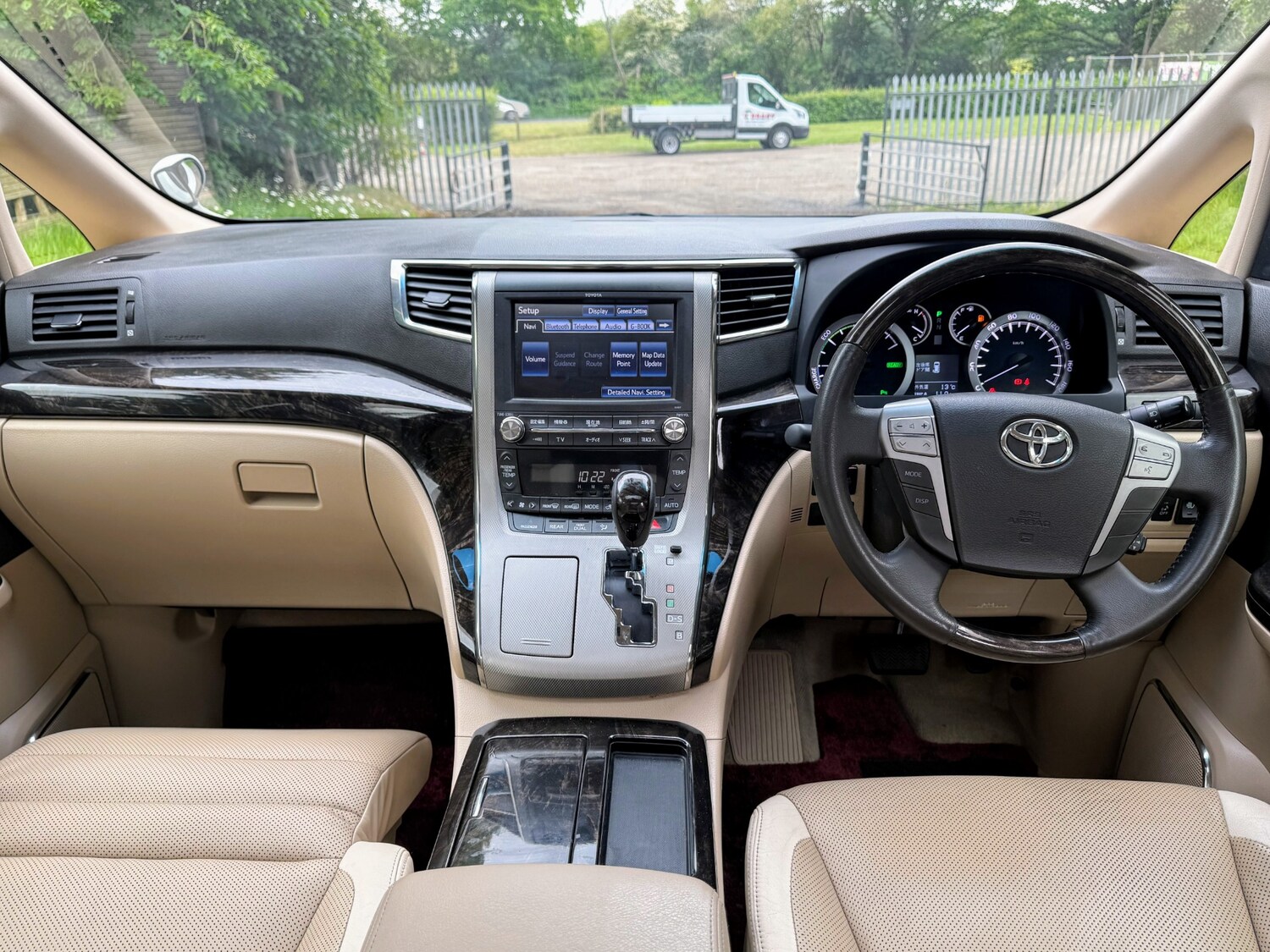 Used Toyota Vellfire 2014 for sale - 77689602: Photo 9