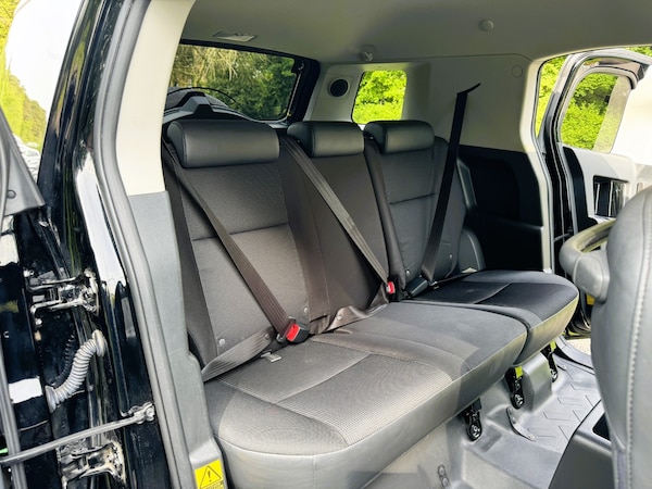 Used Toyota FJ Cruiser for sale - 74050134: Photo 14