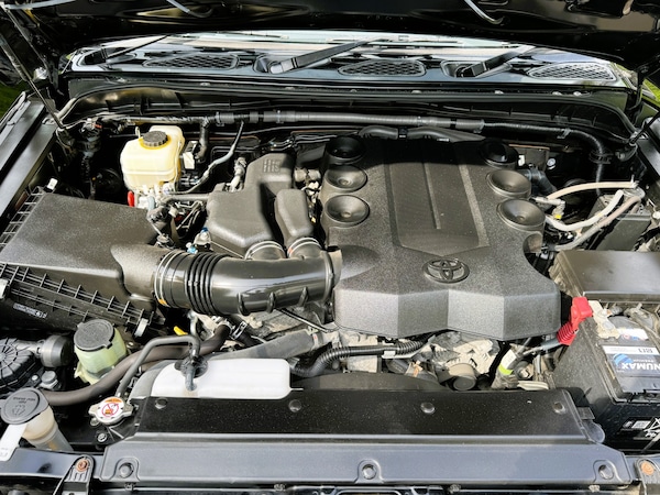 Used Toyota FJ Cruiser for sale - 74050134: Photo 18