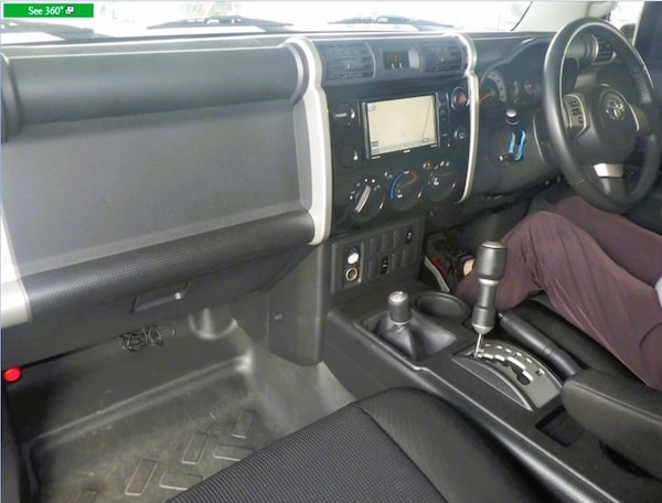 Used Toyota FJ Cruiser for sale - 74050134: Photo 24