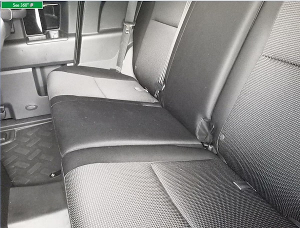 Used Toyota FJ Cruiser for sale - 74050134: Photo 25
