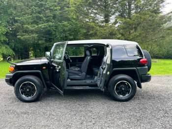 Used Toyota FJ Cruiser 2016 for sale - 74050134: Photo