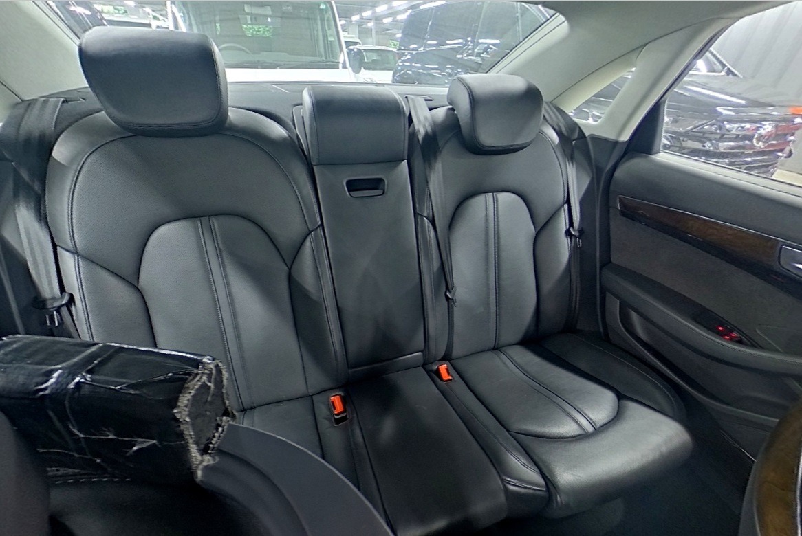 Used Audi A8 2012 for sale - 76565487: Photo 8