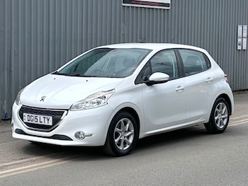 Used Peugeot 208 2015 for sale - 78761468: Photo