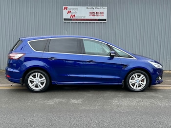 Used Ford S-Max 2015 for sale - 75231639: Photo