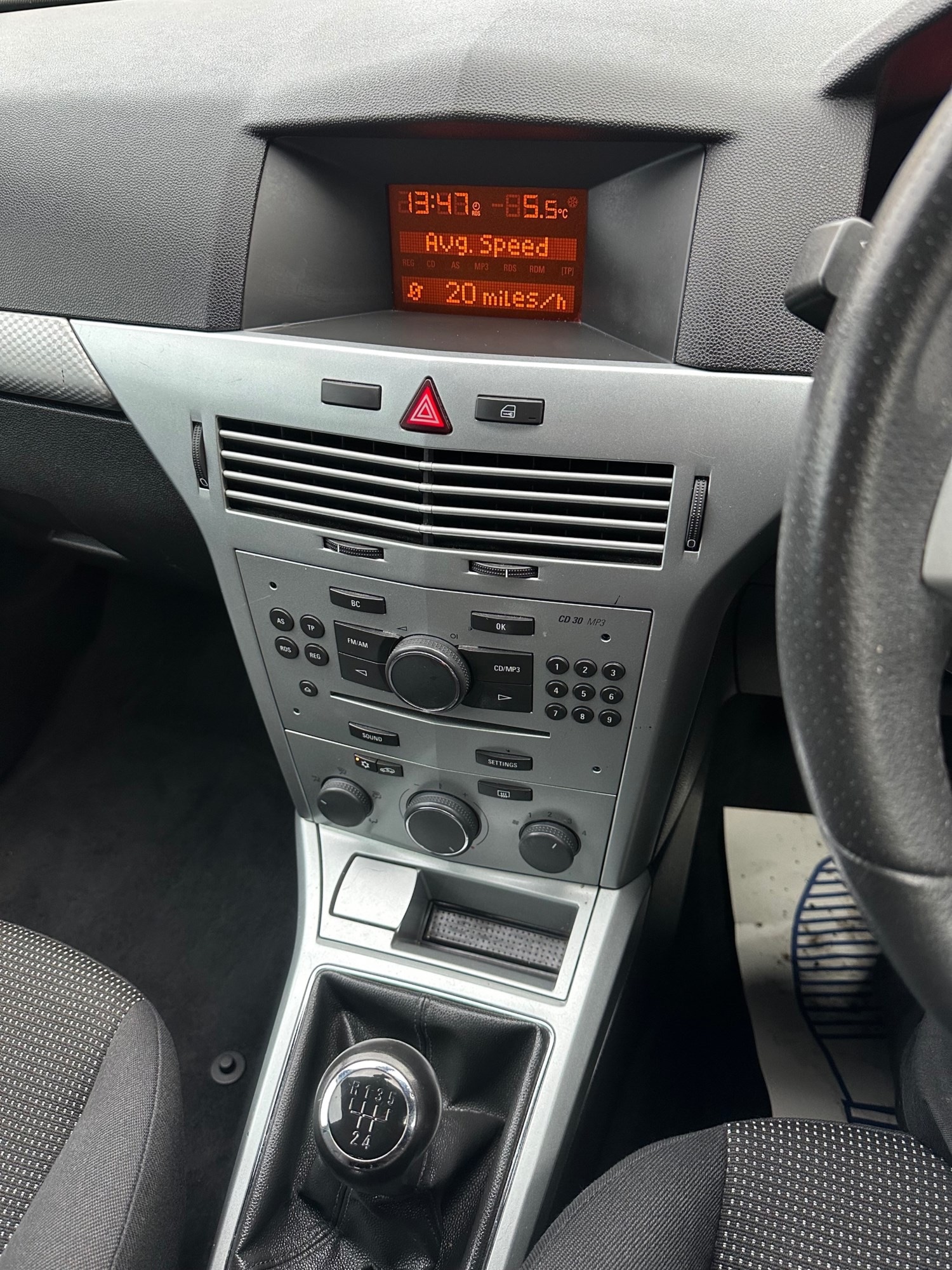 Used Vauxhall Astra 2010 for sale - 77891863: Photo 14