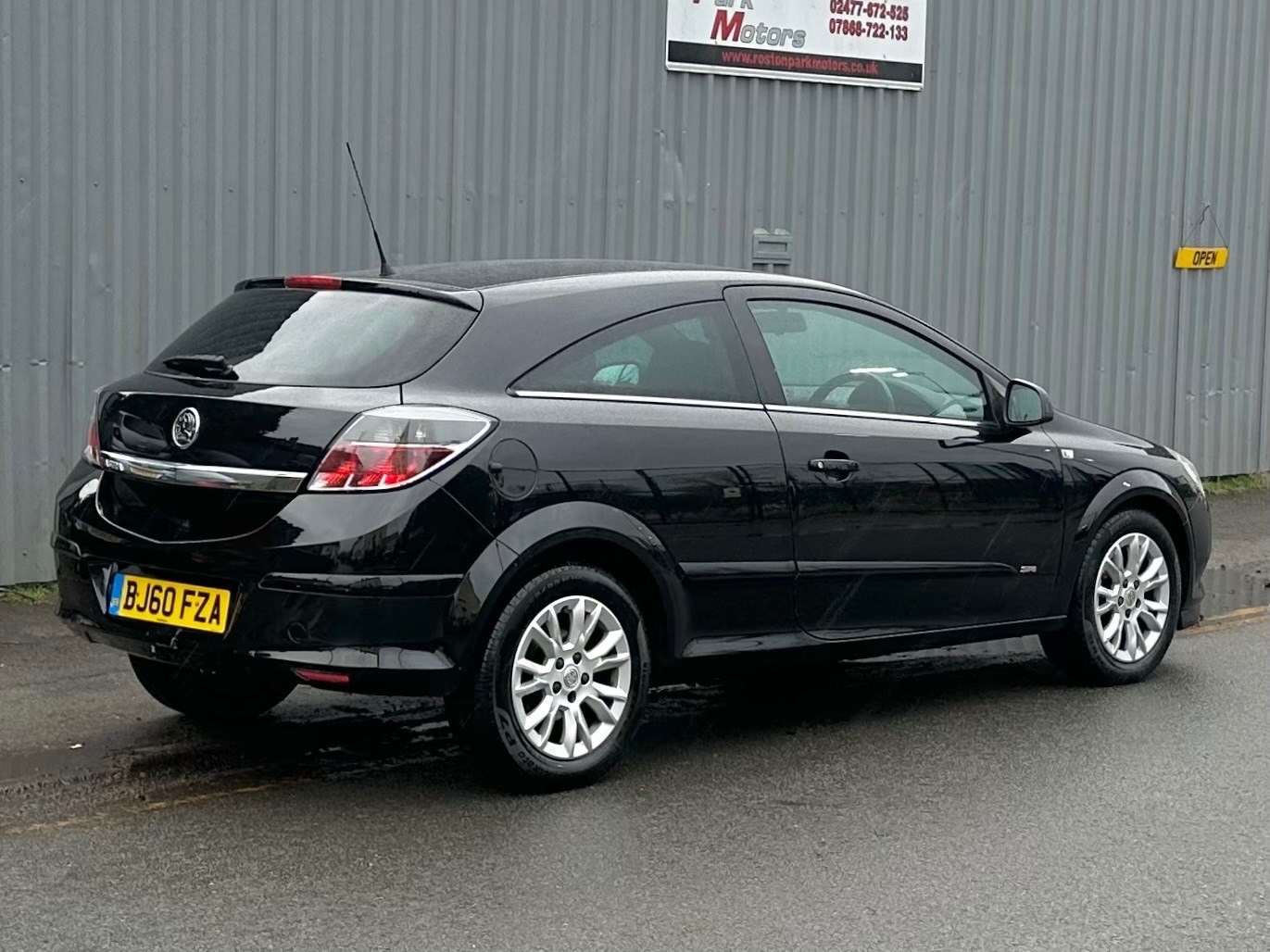 Used Vauxhall Astra 2010 for sale - 77891863: Photo 5