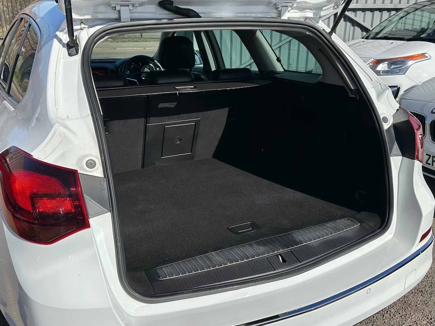 Used Vauxhall Astra 2014 for sale - 77916879: Photo 14