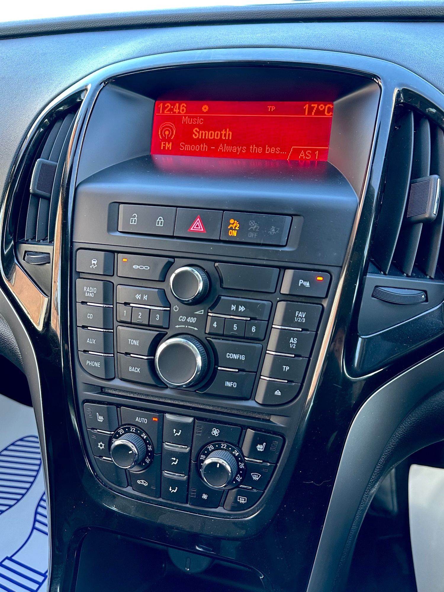 Used Vauxhall Astra 2014 for sale - 77916879: Photo 15