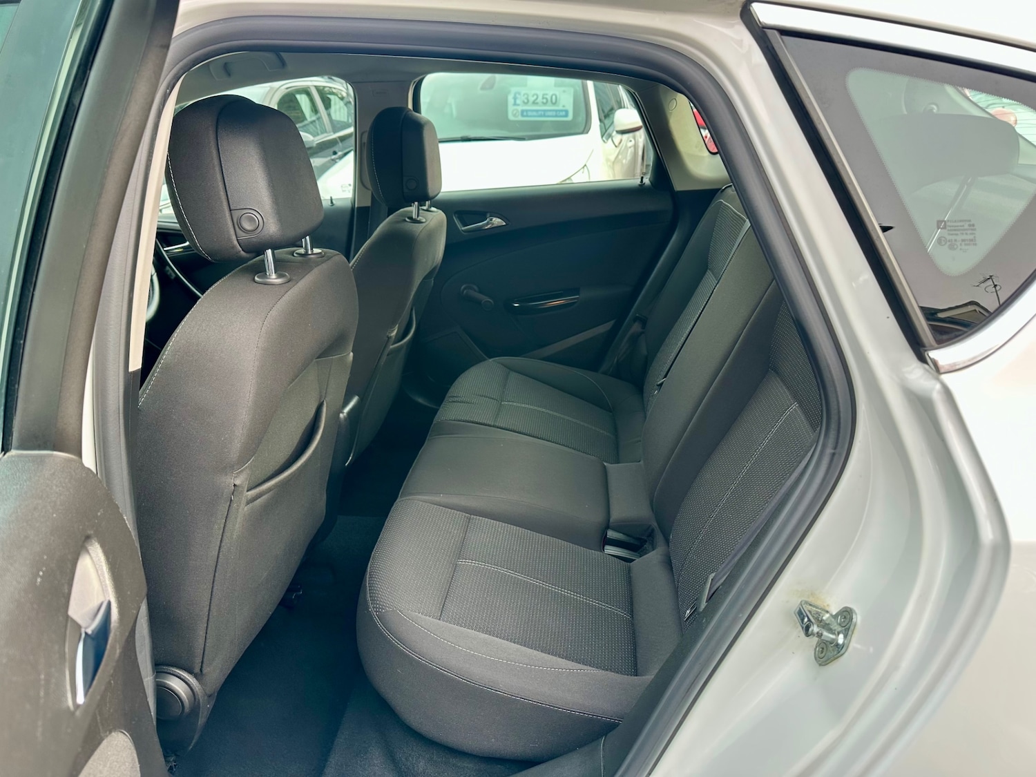 Used Vauxhall Astra 2015 for sale - 77438729: Photo 13