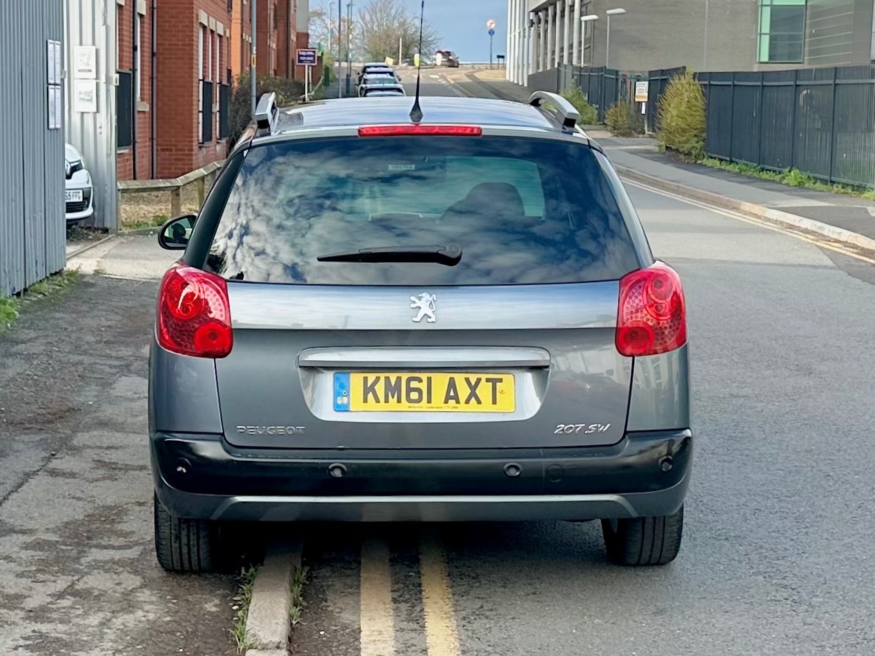 Used Peugeot 207 2011 for sale - 75138076: Photo 8