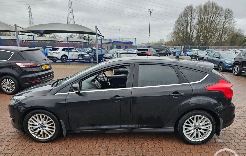 Used Ford Focus 2013 for sale - 77466030: Photo 2