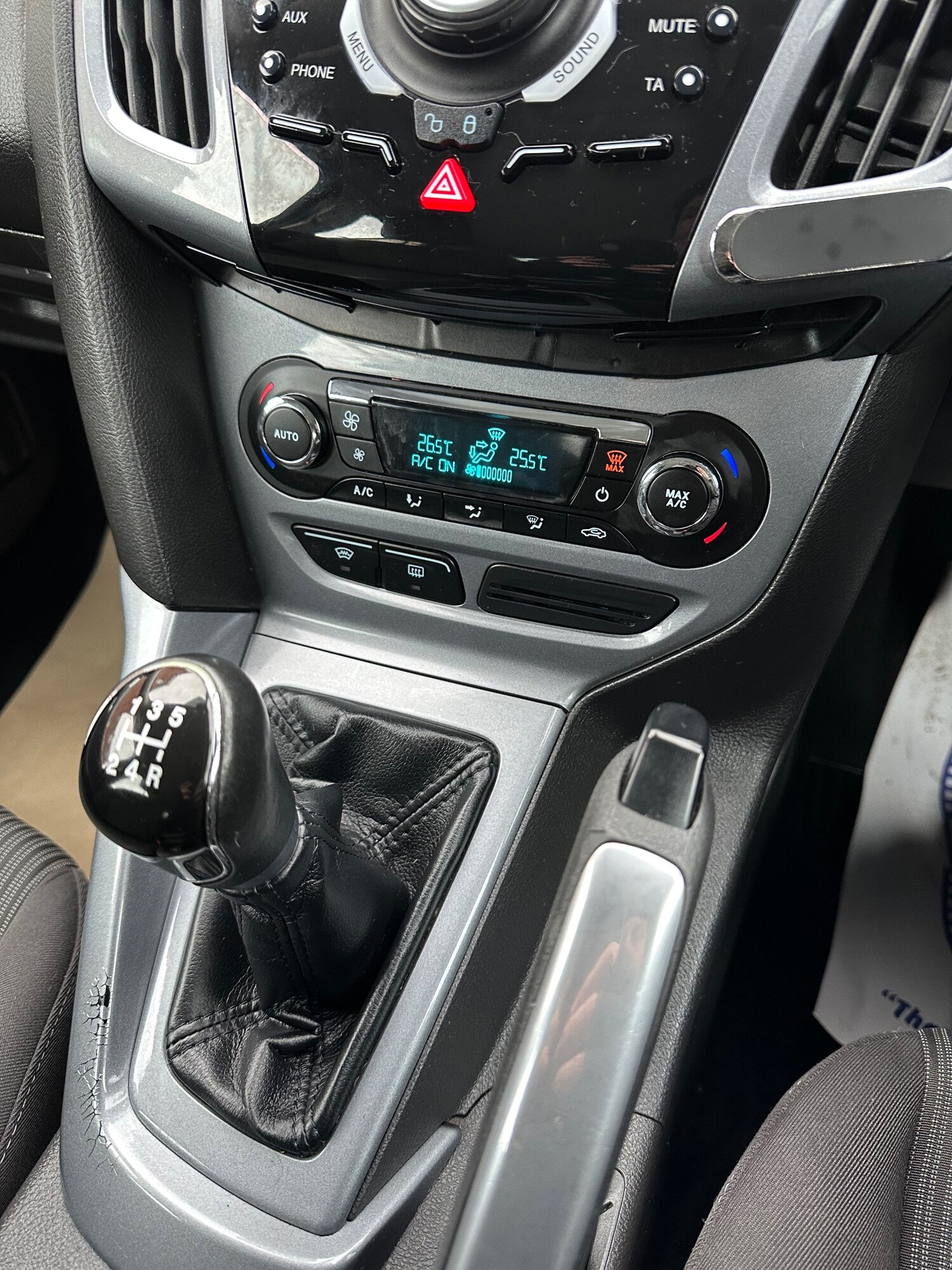 Used Ford Focus 2012 for sale - 77536832: Photo 16