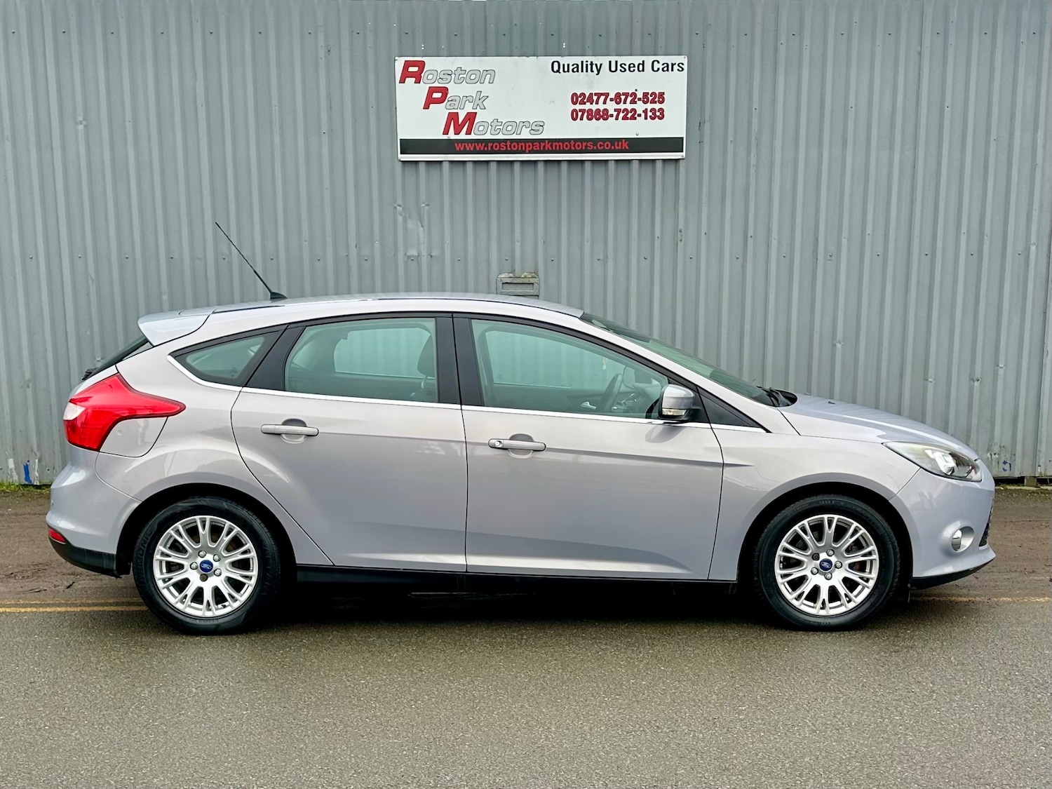 Used Ford Focus 2012 for sale - 77536832: Photo 3