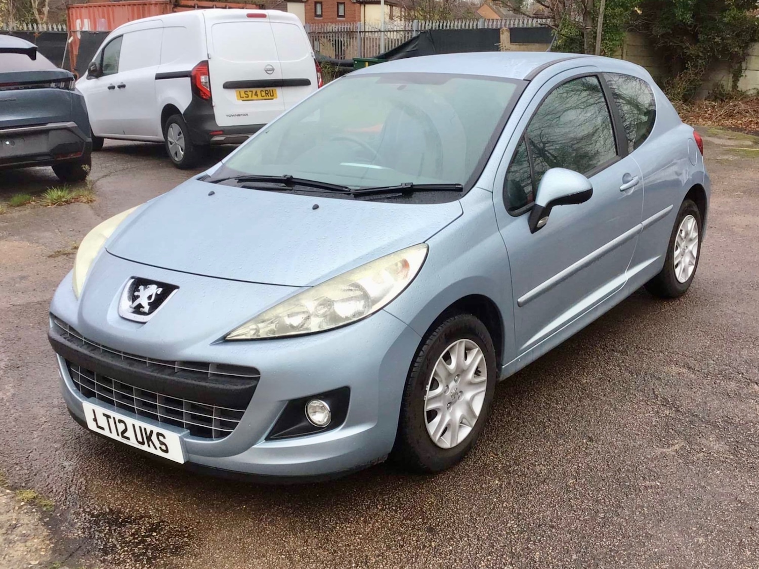 Used Peugeot 207 2012 for sale - 76710269: Photo 2