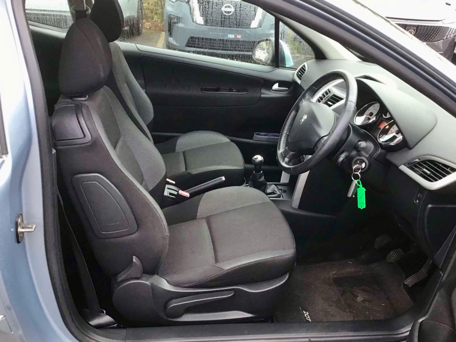 Used Peugeot 207 2012 for sale - 76710269: Photo 8