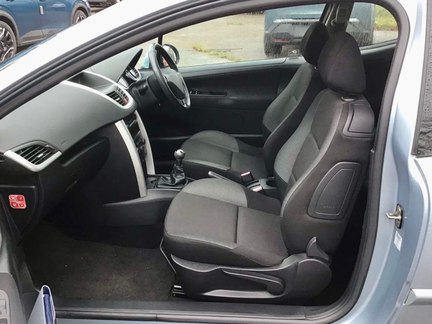 Used Peugeot 207 2012 for sale - 76710269: Photo 9