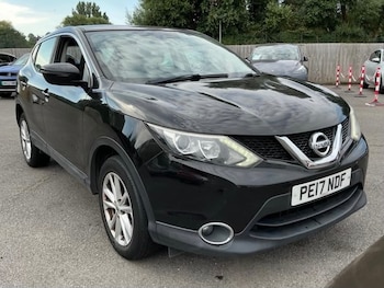 Used Nissan Qashqai 2017 for sale - 79535135: Photo