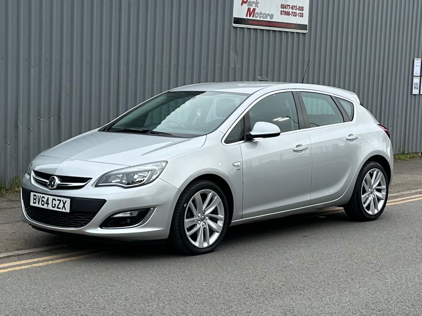 Used Vauxhall Astra 2014 for sale - 76074822: Photo 2