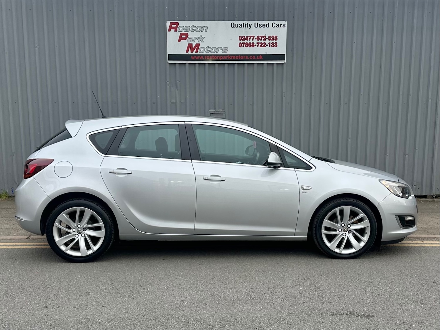 Used Vauxhall Astra 2014 for sale - 76074822: Photo 3