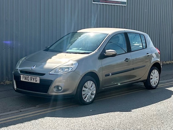 Used Renault Clio 2010 for sale - 75104726: Photo 7