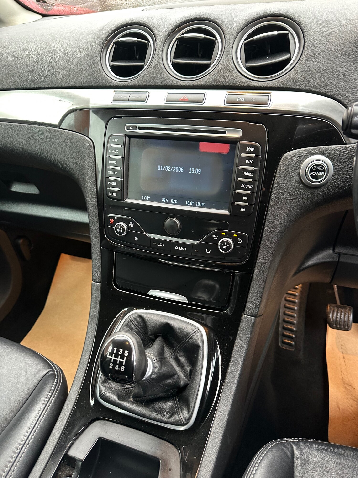 Used Ford Galaxy 2013 for sale - 77537105: Photo 16