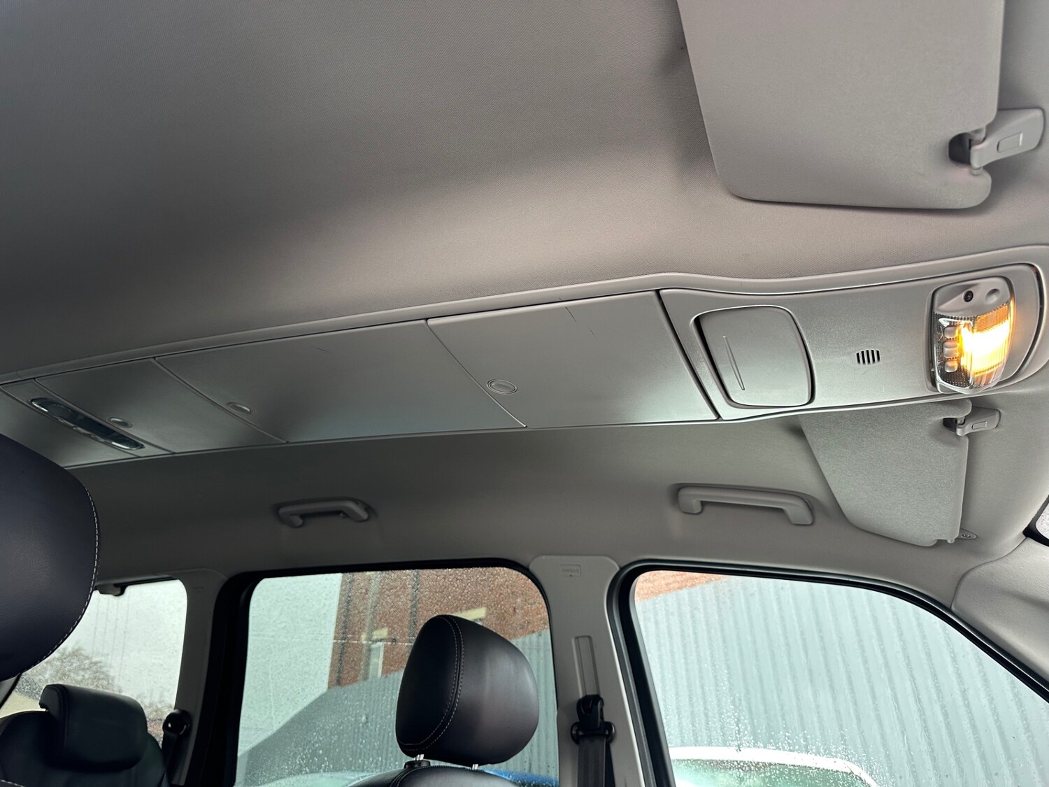 Used Ford Galaxy 2013 for sale - 77537105: Photo 18