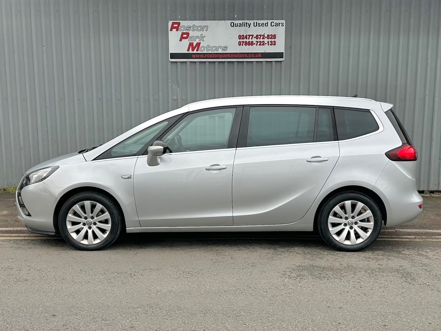 Used Vauxhall Zafira 2015 for sale - 76312287: Photo 4