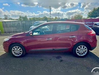 Used Renault Megane 2010 for sale - 76225497: Photo 4