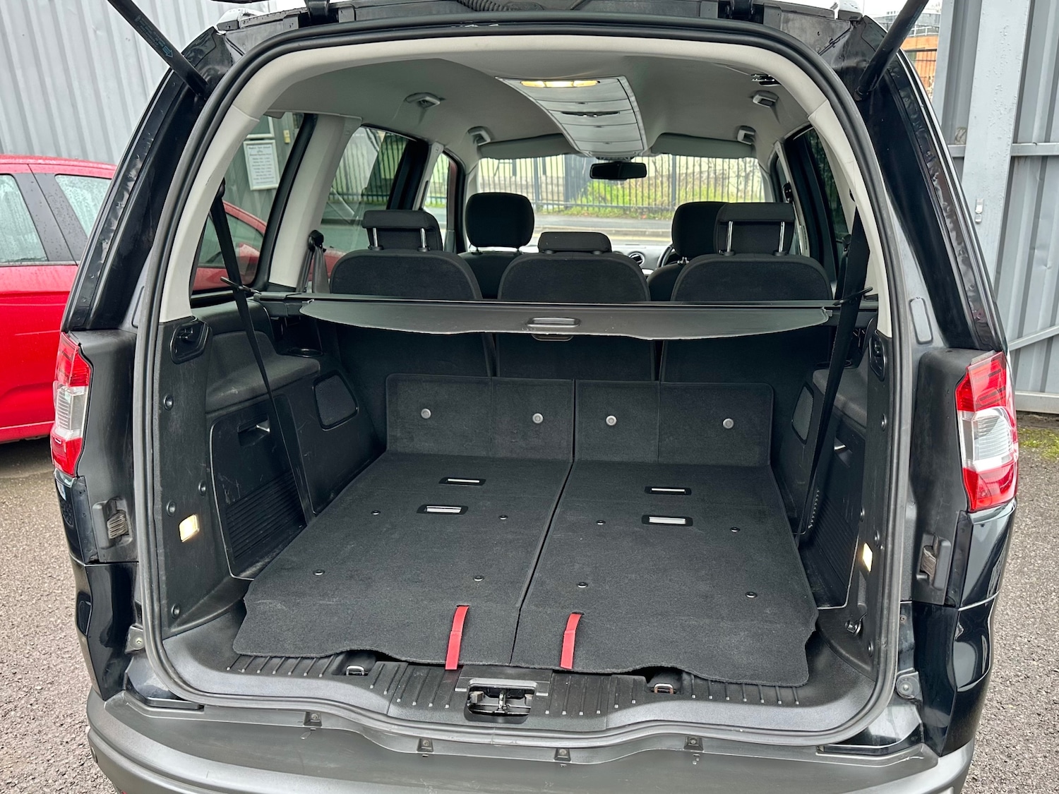 Used Ford Galaxy 2014 for sale - 78042960: Photo 14