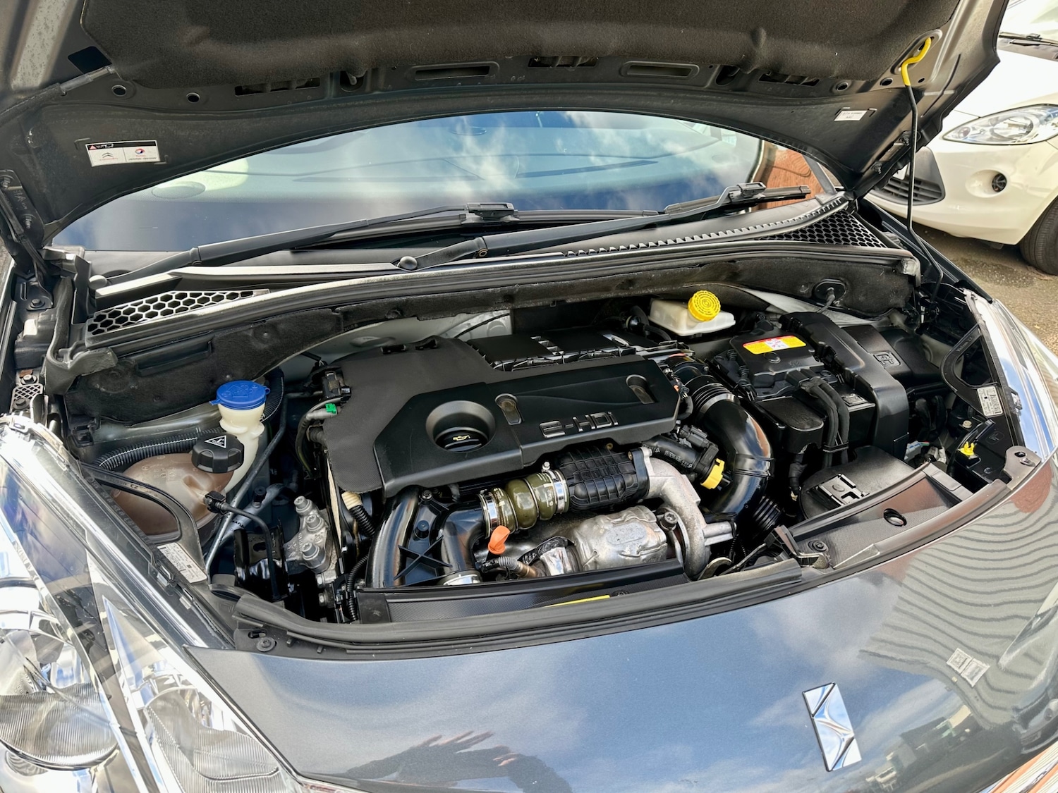 Used Citroen DS3 2012 for sale - 76312485: Photo 11