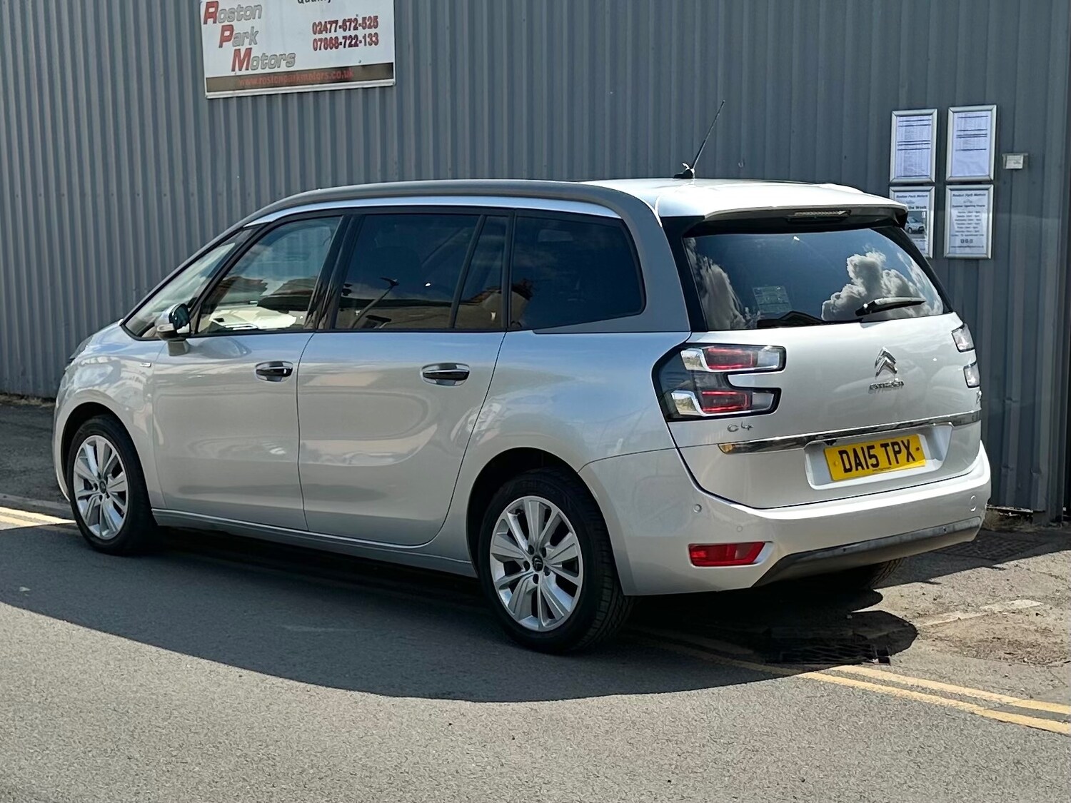 Used Citroen C4 Grand Picasso 2015 for sale - 74310147: Photo 6