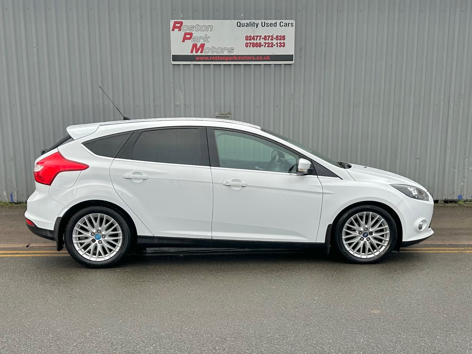 Used Ford Focus 2012 for sale - 77319111: Photo 3