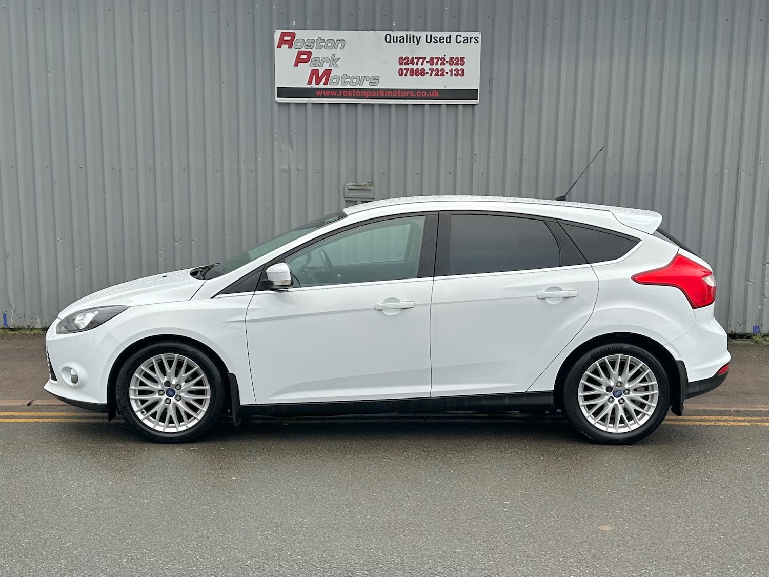 Used Ford Focus 2012 for sale - 77319111: Photo 4