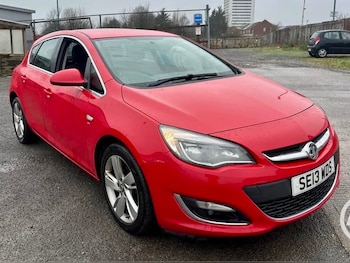 2013 (13) - 1.6i 16V SRi 5dr - due in