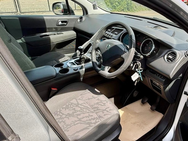 Used Peugeot 3008 2012 for sale - 74595138: Photo 12