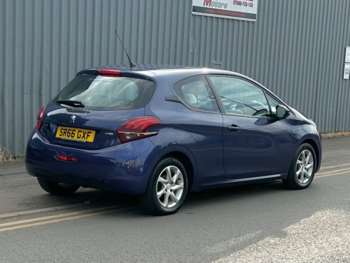 Used Peugeot 208 2017 for sale - 75231616: Photo