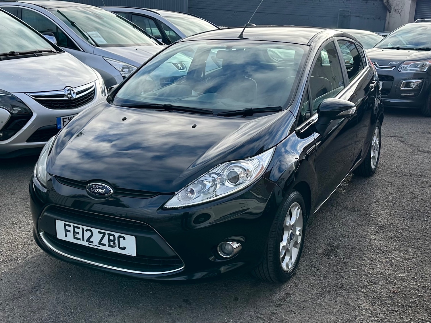 Used Ford Fiesta 2012 for sale - 76312628: Photo 9
