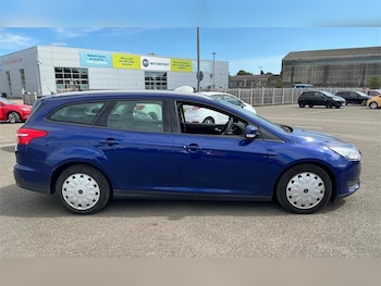 Used Ford Focus 2015 for sale - 79424411: Photo